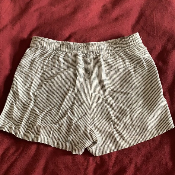 J crew linen shorts - Picture 2 of 5